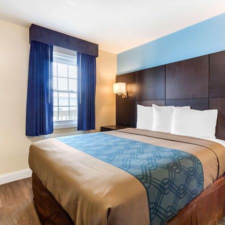 Econo Lodge By Choice - Cape Cod Уест Ярмут Екстериор снимка