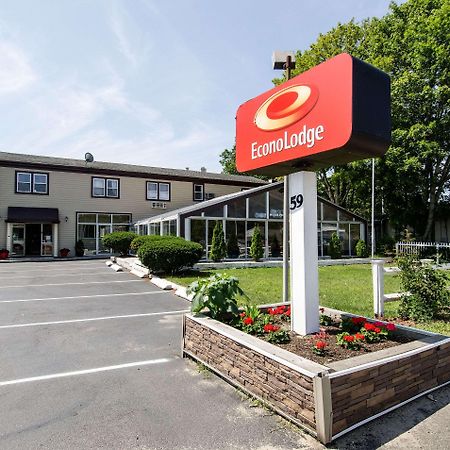 Econo Lodge By Choice - Cape Cod Уест Ярмут Екстериор снимка