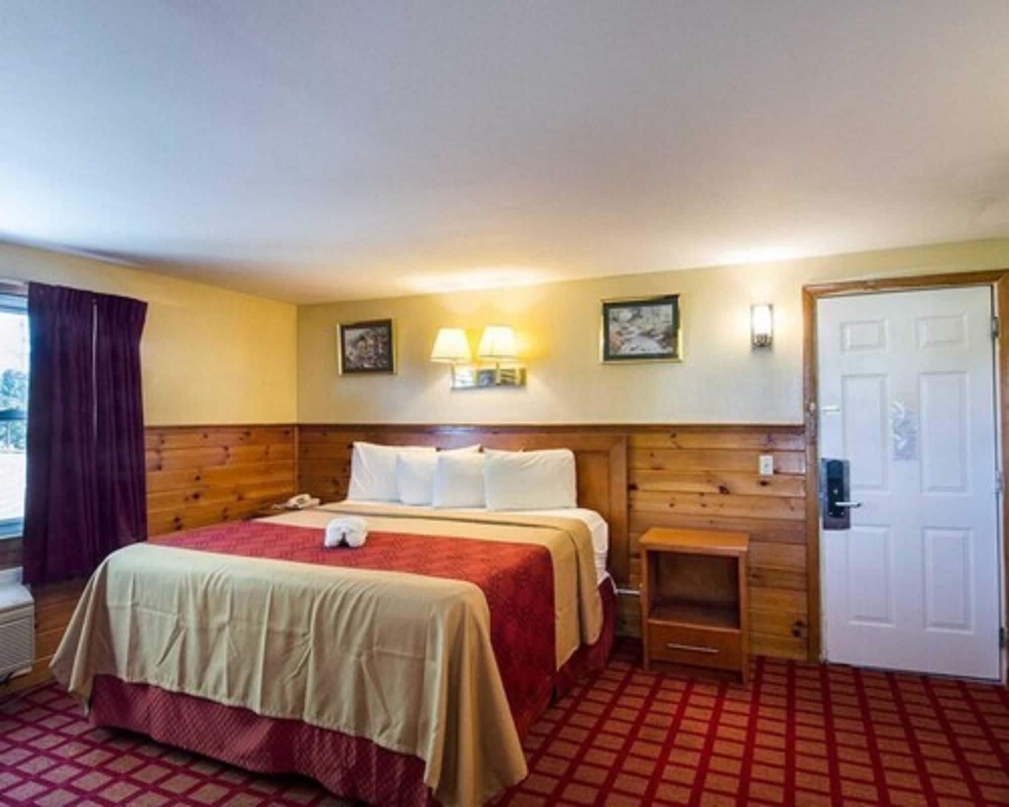 Econo Lodge By Choice - Cape Cod Уест Ярмут Екстериор снимка