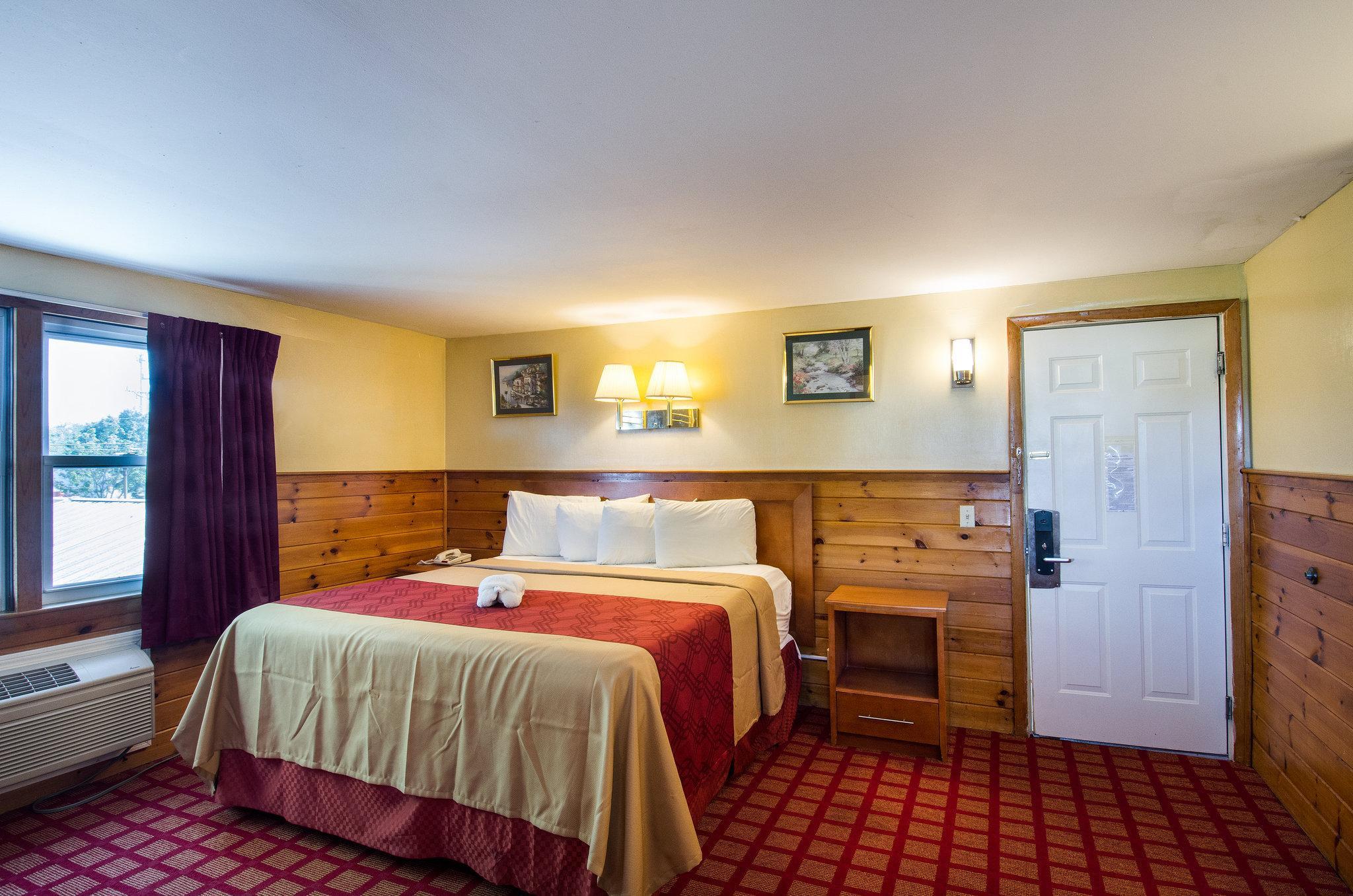 Econo Lodge By Choice - Cape Cod Уест Ярмут Екстериор снимка