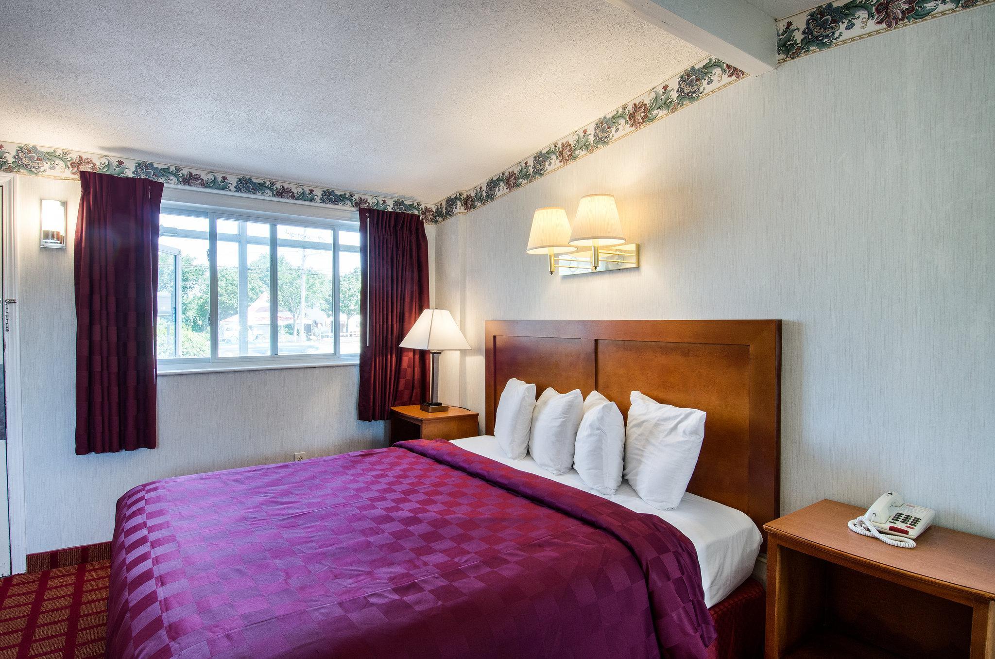 Econo Lodge By Choice - Cape Cod Уест Ярмут Екстериор снимка